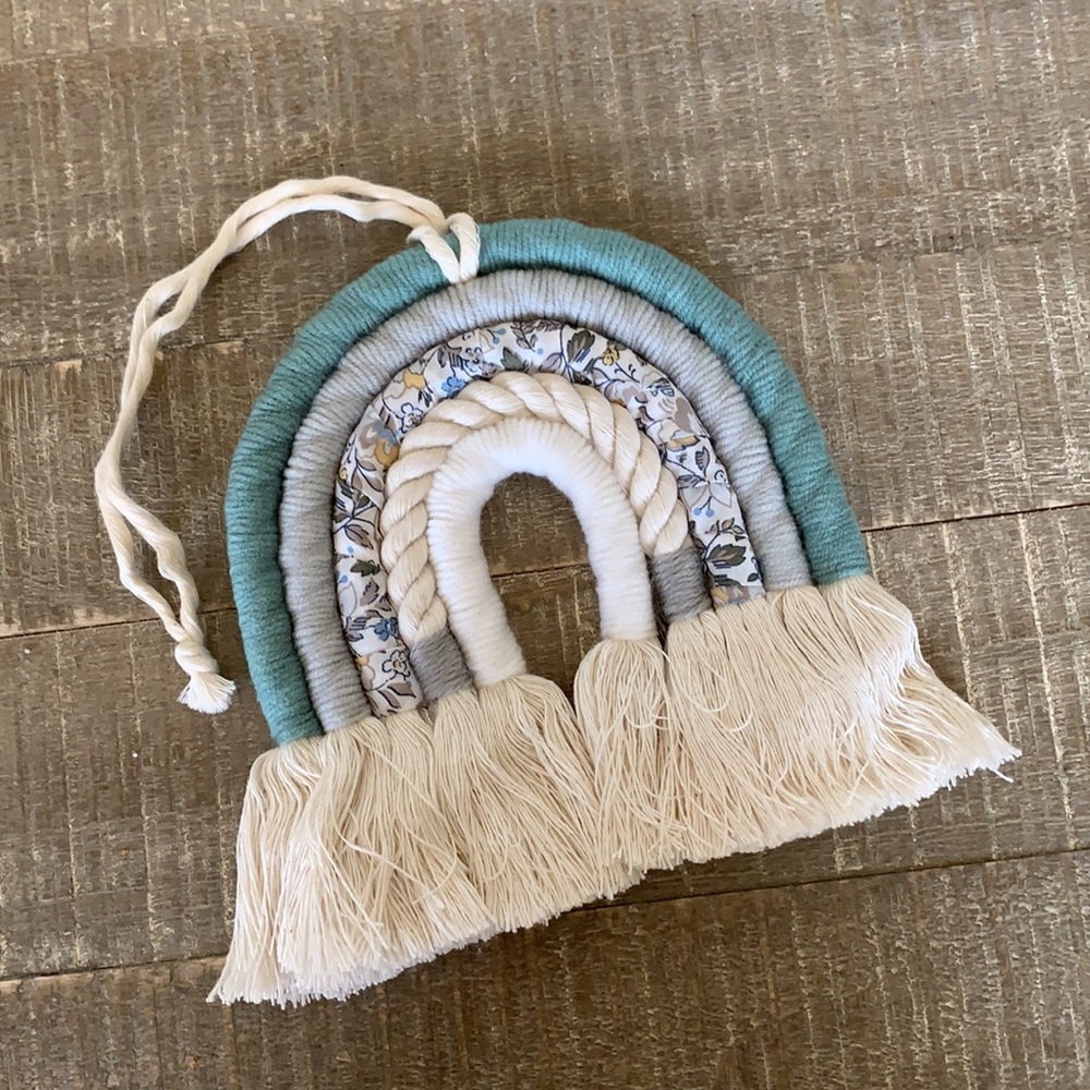Green Rainbow Macrame Wall Decor - Picture 3 of 5